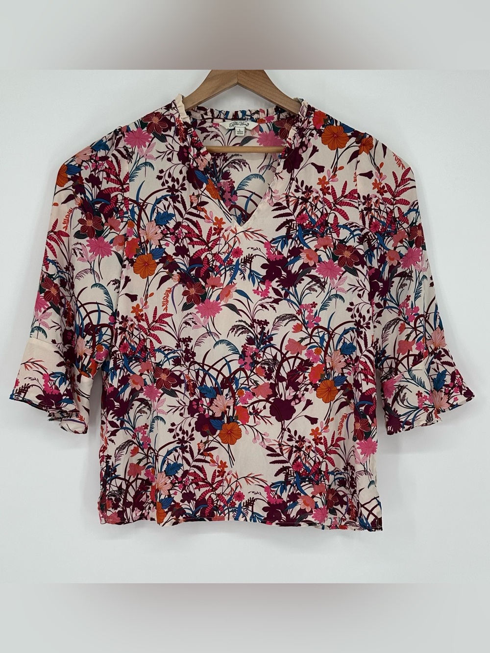 The Pioneer Woman L Colorful Floral Pattern 3/4 Bell Sleeves Split Neck Blouse
